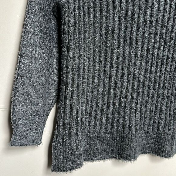 NWT Altar’d State Tara Turtleneck Tunic Sweater Black (dark gray) Oversized XS - Picture 8 of 13